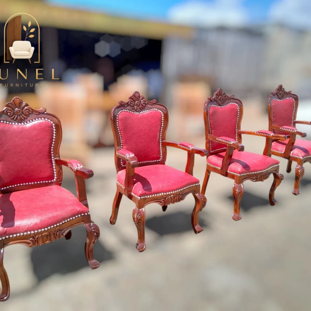 Imperial Crest Presidential Chair