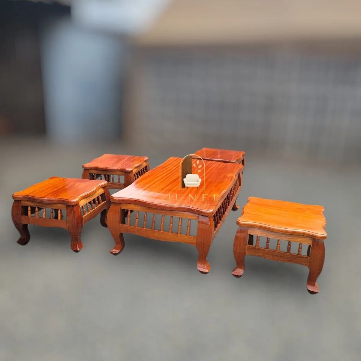Trivara Signature Coffee Set