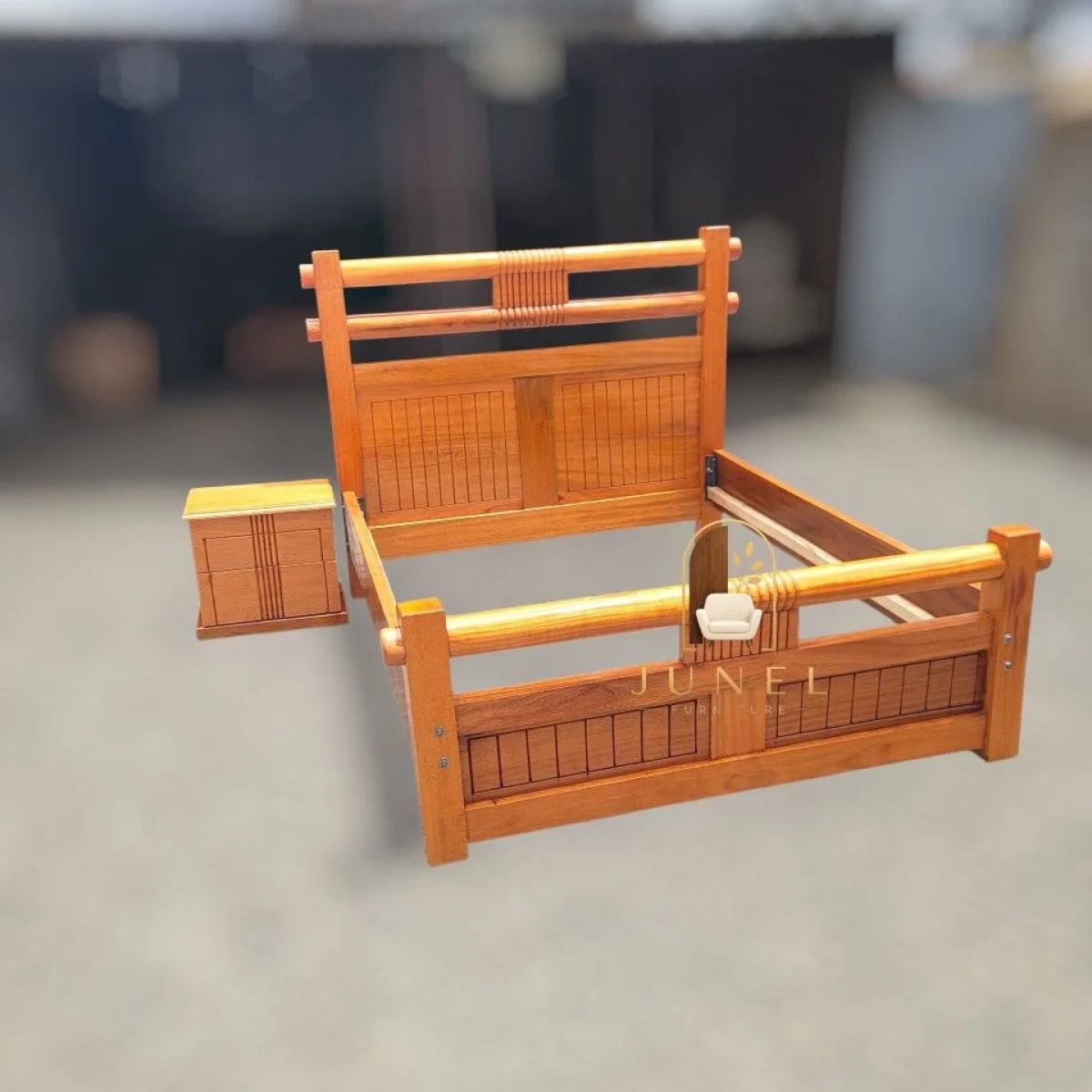 Regal Crest Solid Mahogany Bed