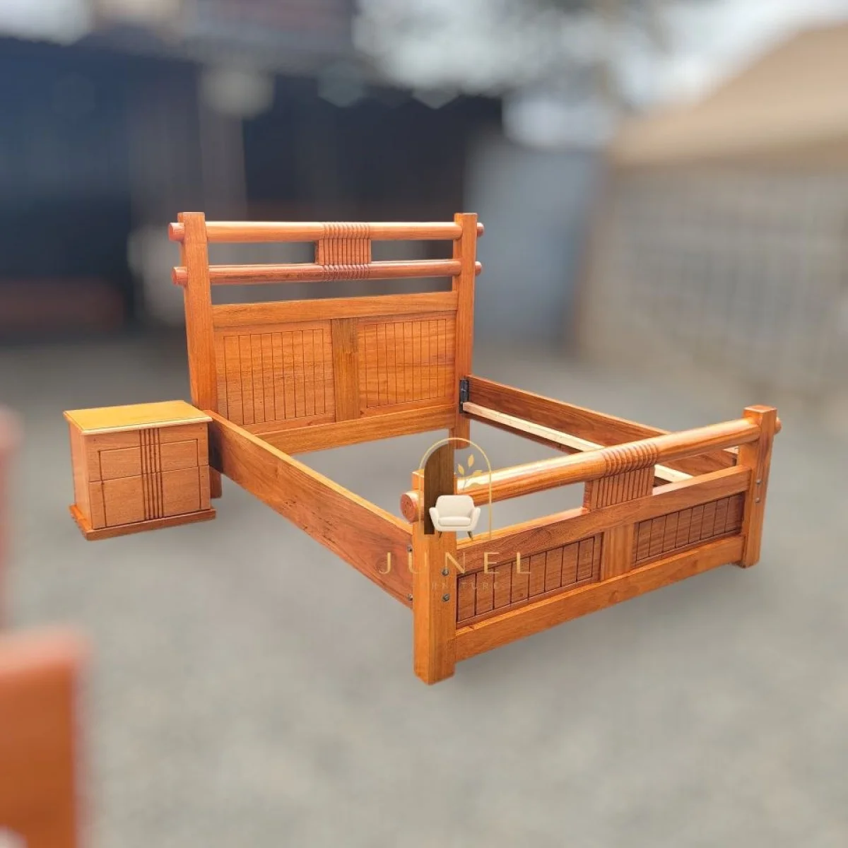 Regal Crest Solid Mahogany Bed