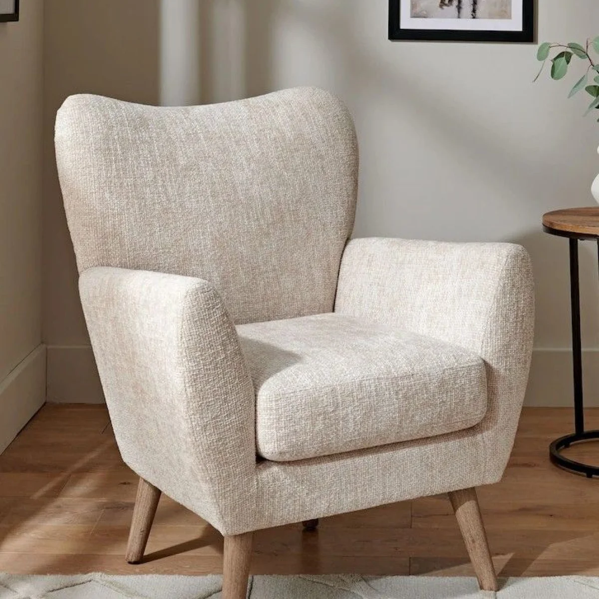 Velora Accent Chair